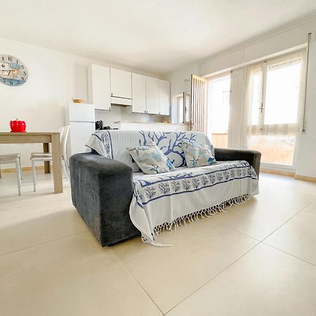 Nuovo Appartamento Ristrutturato In Corte Interna La Maddalena  Buitenkant foto